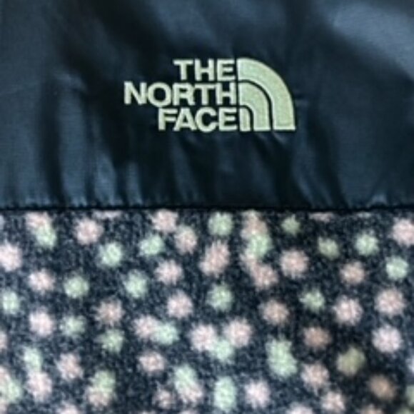 The North Face 1/4  zip fleece ( Kids size or Teen) size 18  XL - Picture 4 of 4